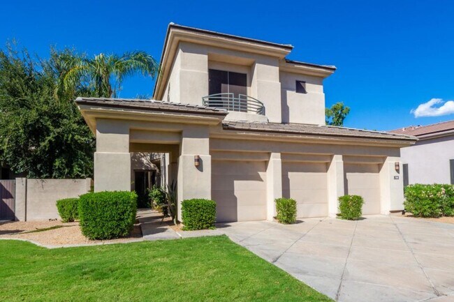 Building Photo - 7390 E San Jacinto Dr