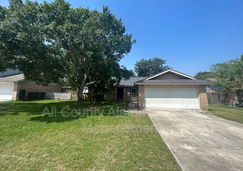 Primary Photo - 13527 Larkbrook St