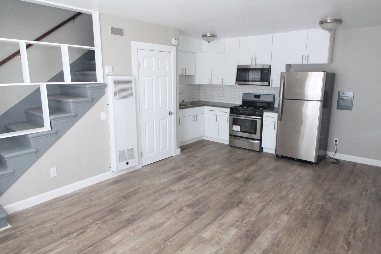 4400 Lockwood Ave, Los Angeles, CA 90029 Apartments in Los Angeles