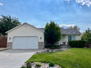 Building Photo - 742 150 S Building Photo - 742 150 S