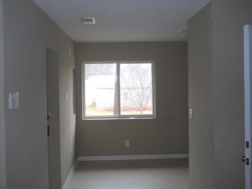 Primary Photo - 543 3rd Ave