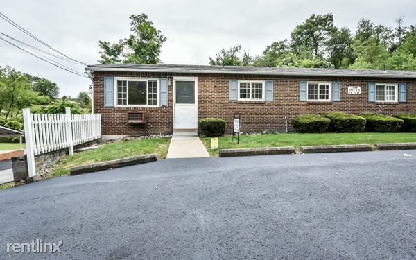 Foto del edificio - 2044 Renton Rd