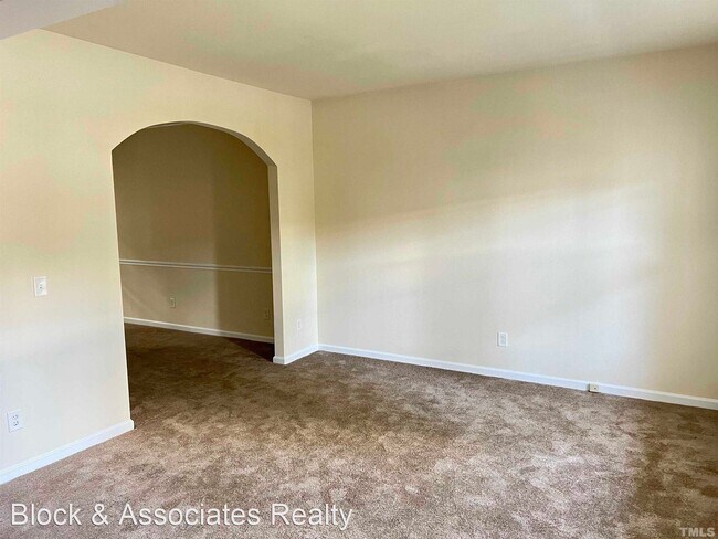 Foto del edificio - 5 br, 3.5 bath House - 300 Newbury Park Way