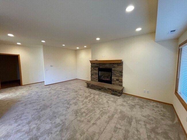 Foto del edificio - 2128 Freund St