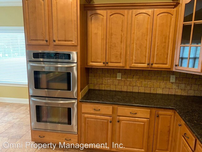 Building Photo - 4 br, 3 bath House - 56 HIGHPOINTE CV.
