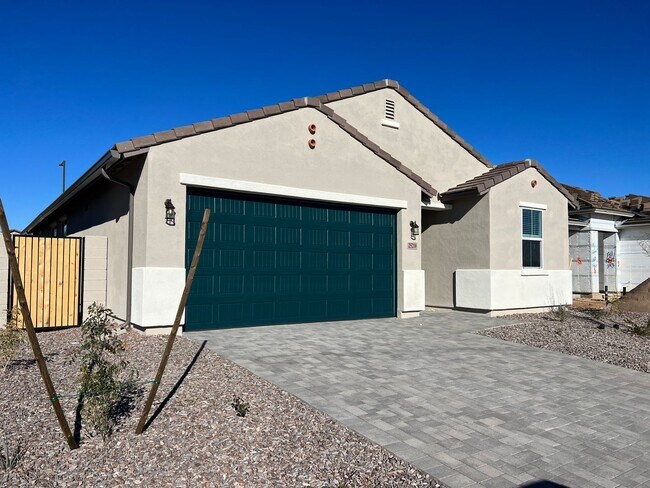 Building Photo - Gorgeous New Build 4 Bed/3 Bath in Rancho ...