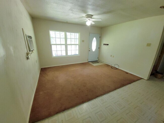 Building Photo - 11 Winding Ridge