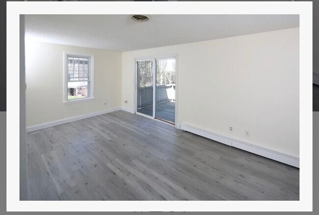 Foto del edificio - 261 Twin Lakes Dr