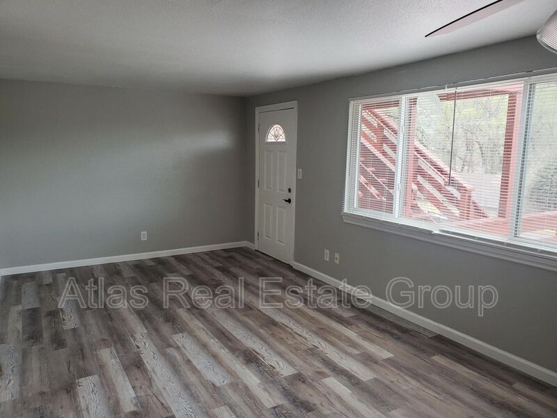 425 E Fountain Pl Unit 301, Manitou Springs, CO 80829 Condo for Rent in Manitou Springs, CO