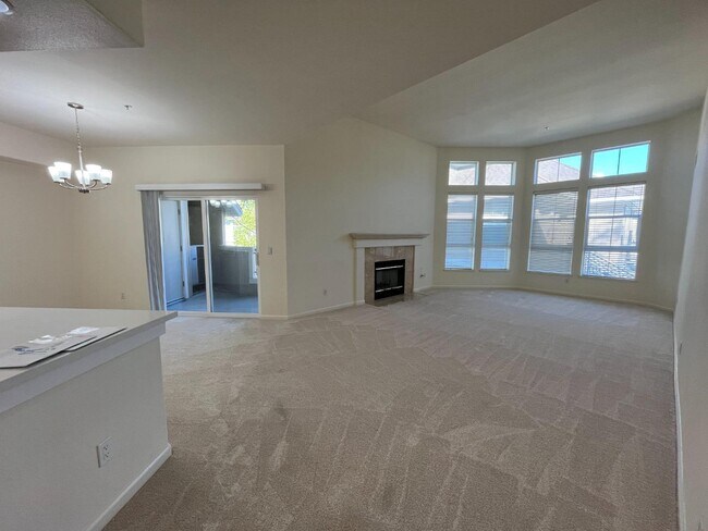 Foto del edificio - 860 Meridian Bay Ln