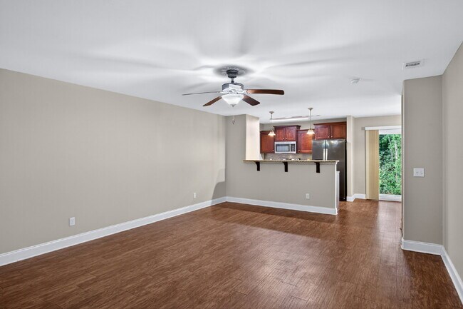 Foto del edificio - Gated waterfront community on Savannah Southside
