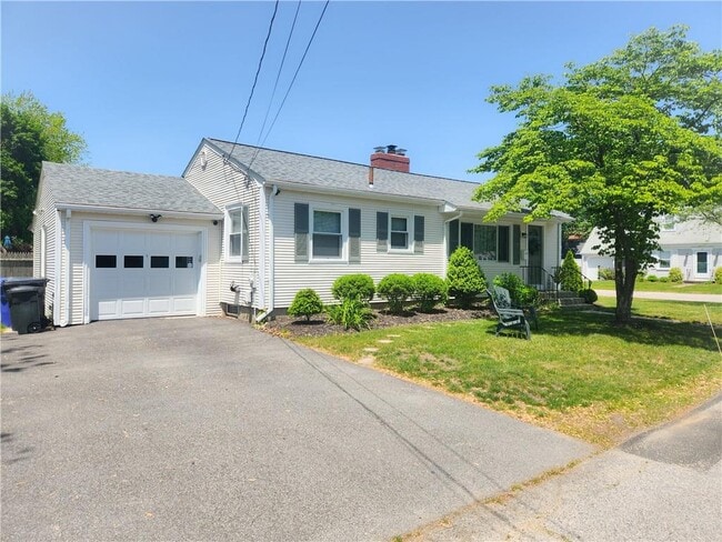 Building Photo - 10 Brayton Ave