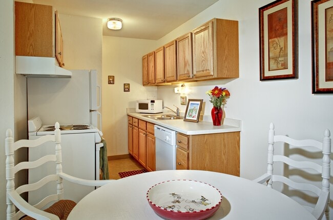 Foto del edificio - Varsity Square Apartments