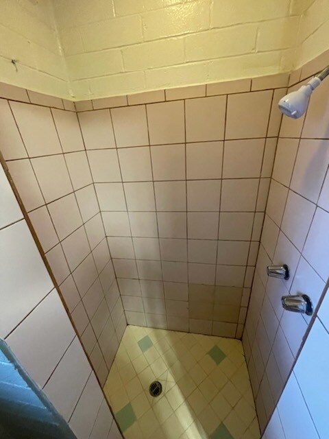 Building Photo - 4751 E 1st St