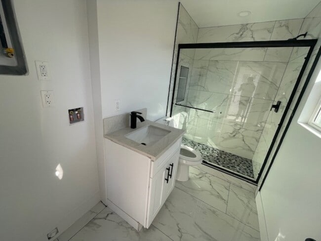 Foto del edificio - 2147 Calle Serena