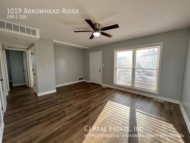 Building Photo - 1019 Arrowhead Ridge