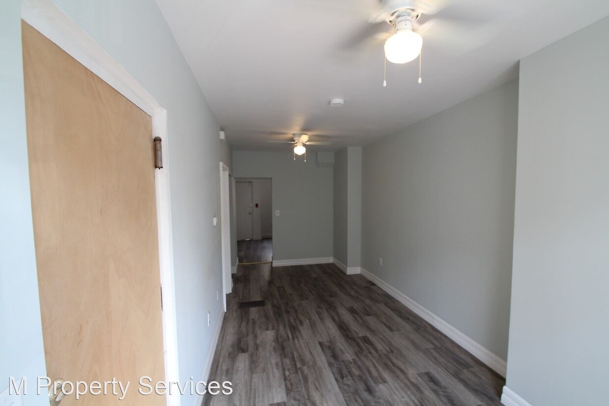 Primary Photo - 3 S 43rd St