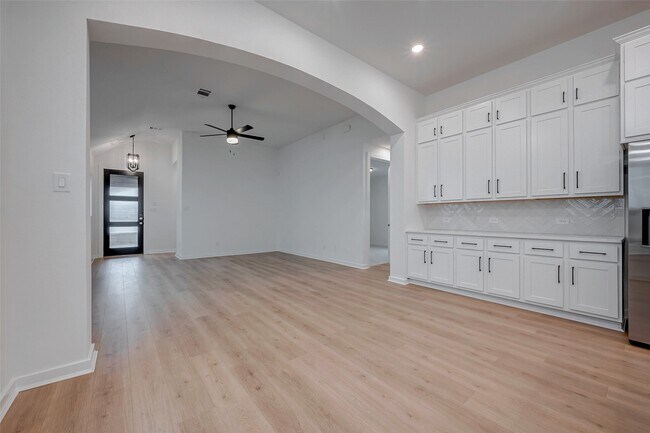 Building Photo - 11430 Gossamer Wing Ln