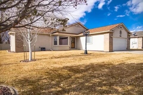 Foto del edificio - 601 Shadowbrook Dr