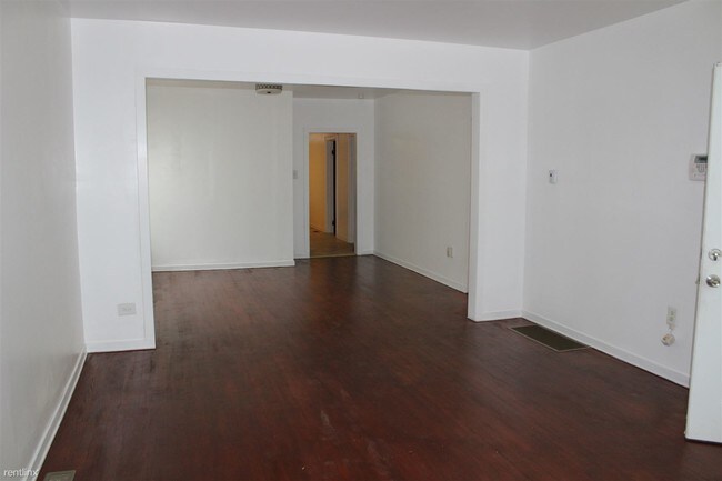 Building Photo - 4325 W Cortez St
