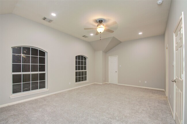 Foto del edificio - 6411 Hope Wood Mills Dr