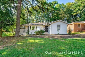 Building Photo - 2555 Mellville Ave