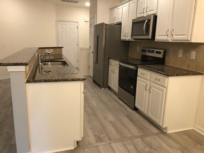Foto del edificio - 11528 Costigan Ln