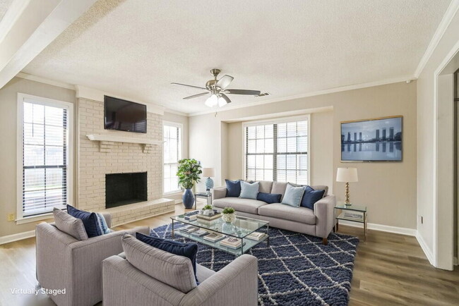 Foto del edificio - 7786 Hickory Meadow Rd