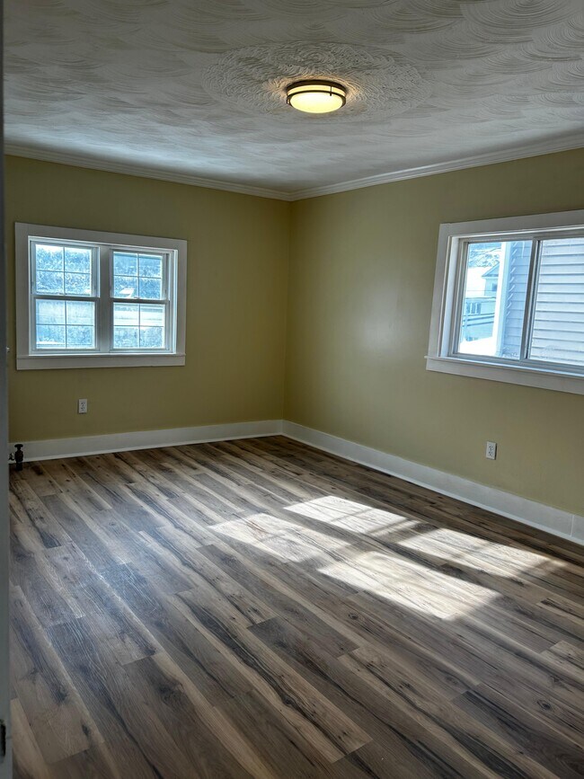 Foto del edificio - 158 Fallbrook St