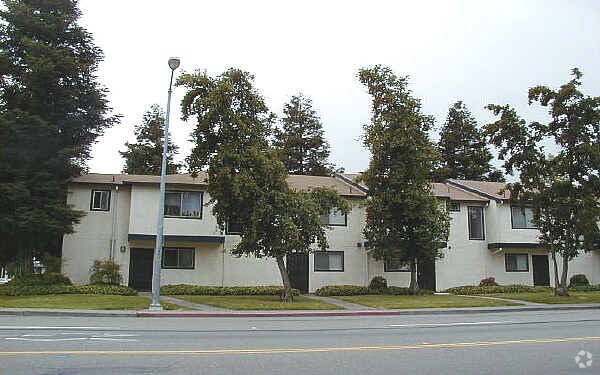 Primary Photo - 1910-1970 Grande Cir