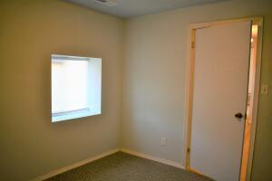 Building Photo - 505 Manzanares Ave