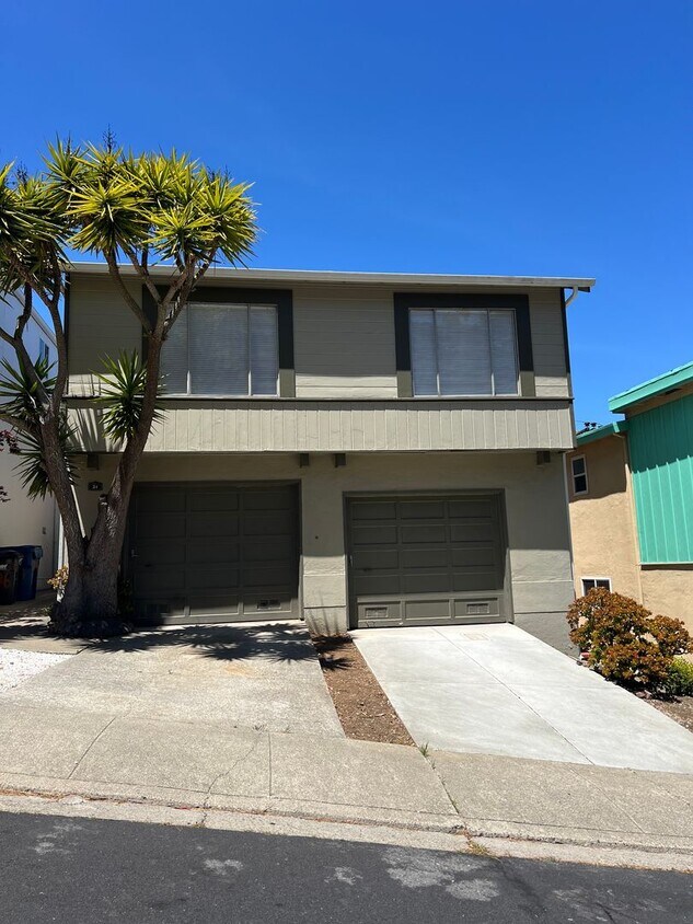 Daly City Home 4Bed 2 Ba - Daly City Home 4Bed 2 Ba