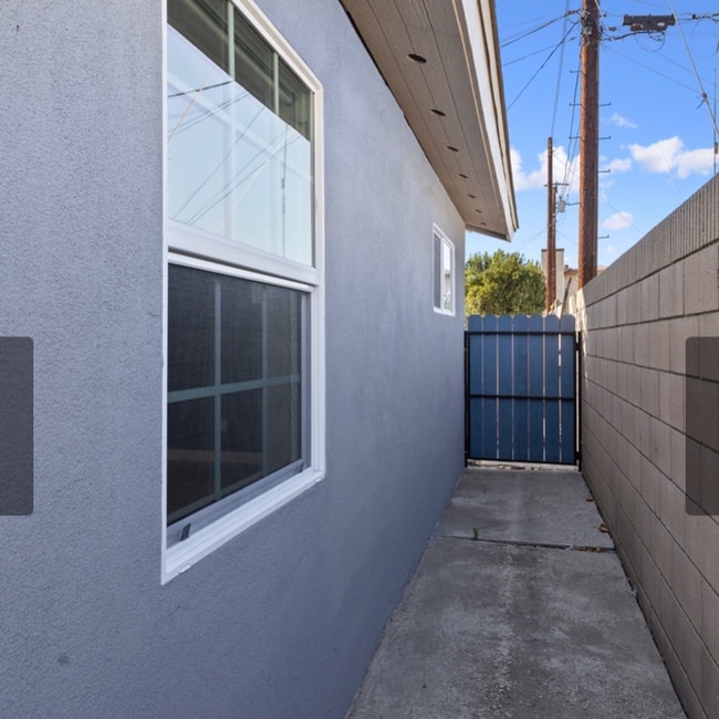 Photo - 15247 Binney St Apartment