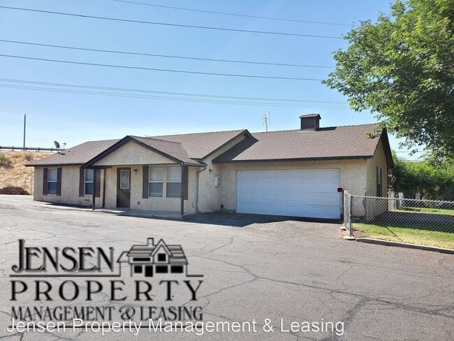 Building Photo - 675 S 800 E