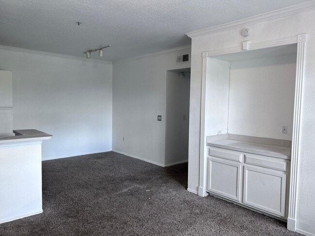 Building Photo - 2544 Robert Trent Jones Dr