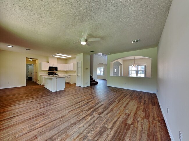 Foto del edificio - 4861 Autumn Hill