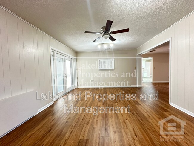 Building Photo - 430 Boger Blvd. S.