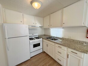 Building Photo - 70210 CA-111