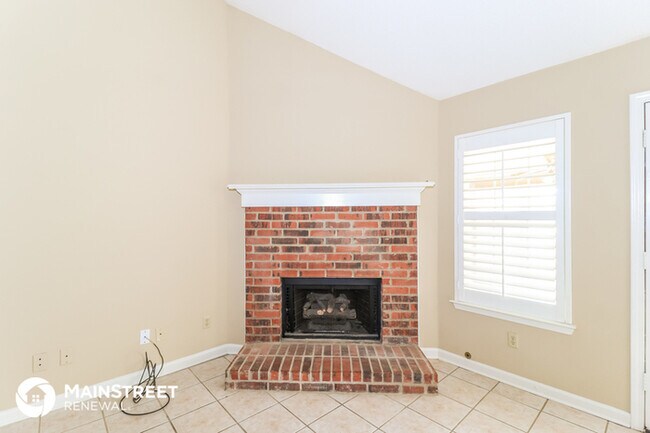 Building Photo - 2746 Colonial Towers Dr