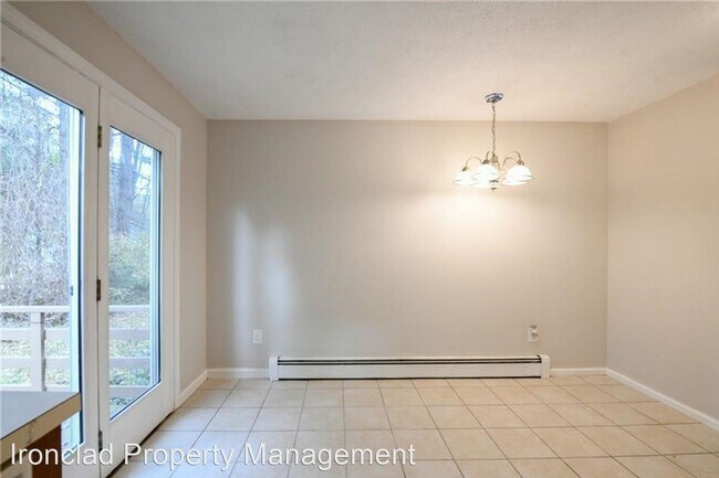 Foto del edificio - 2 br, 1.5 bath House - 838 Greens Loop