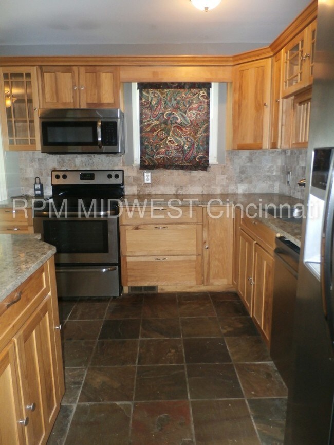 Building Photo - 2480 Stockport Ct