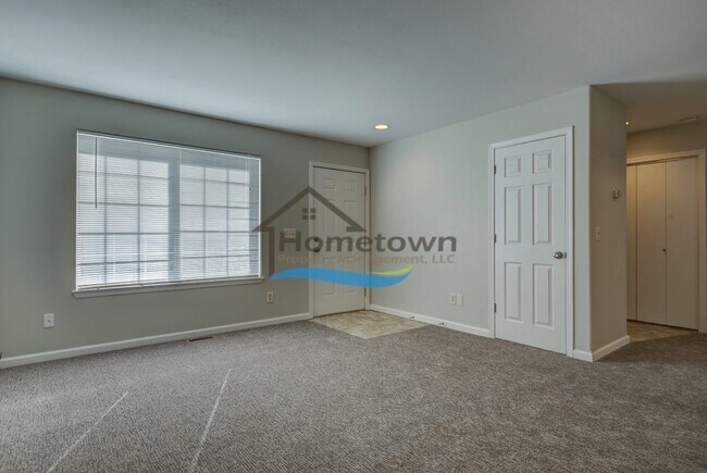 Building Photo - 7033 W Timberline St