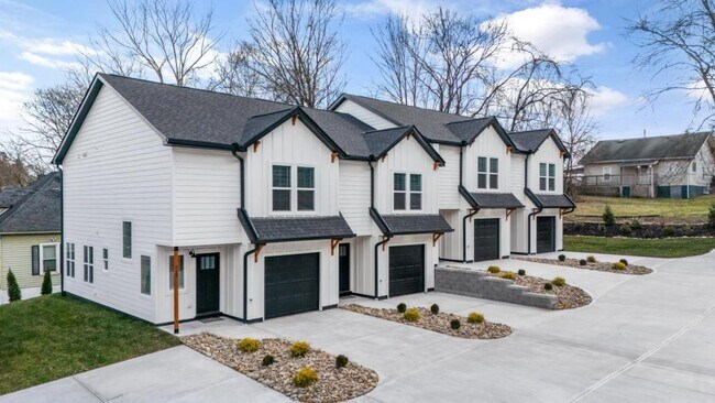 Building Photo - 112 Shipman Dr