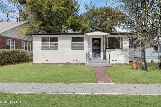 Building Photo - 503 W 16th St