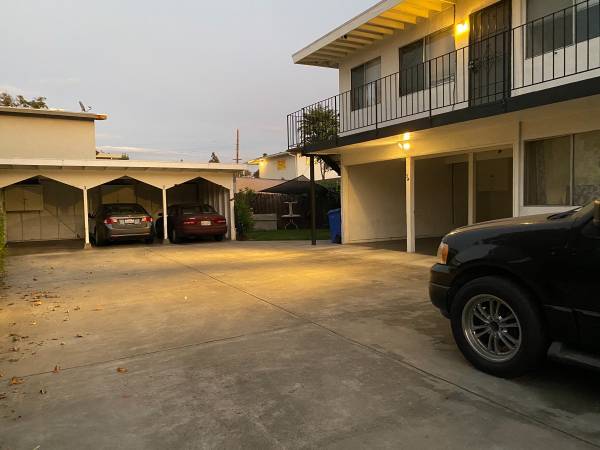 Foto del edificio - 936 Del Mar Ave