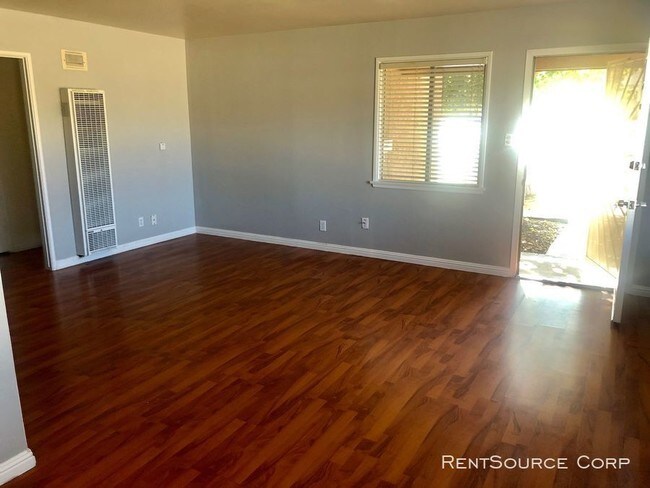 Building Photo - 38802 Juniper Tree Rd