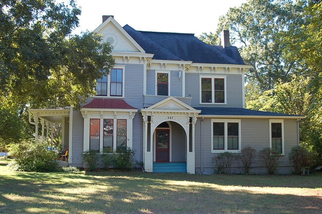 327 Oglethorpe Apt #2 - 327 Oglethorpe Ave