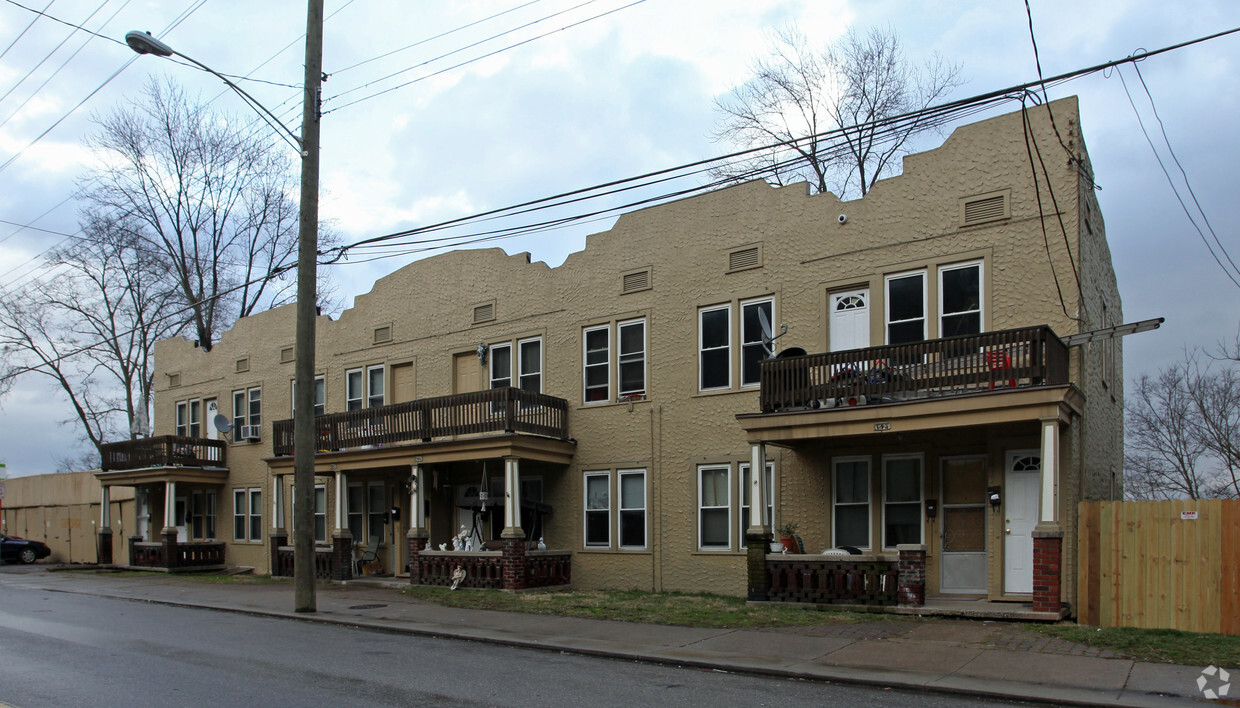 Building Photo - 4521-4527 Eastern Ave