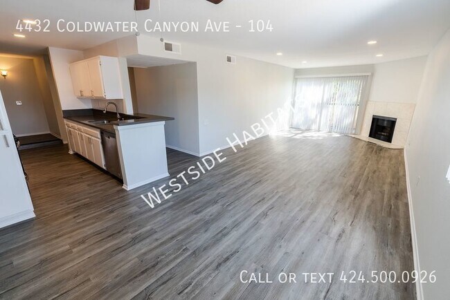 Foto del edificio - 4432 Coldwater Canyon Ave