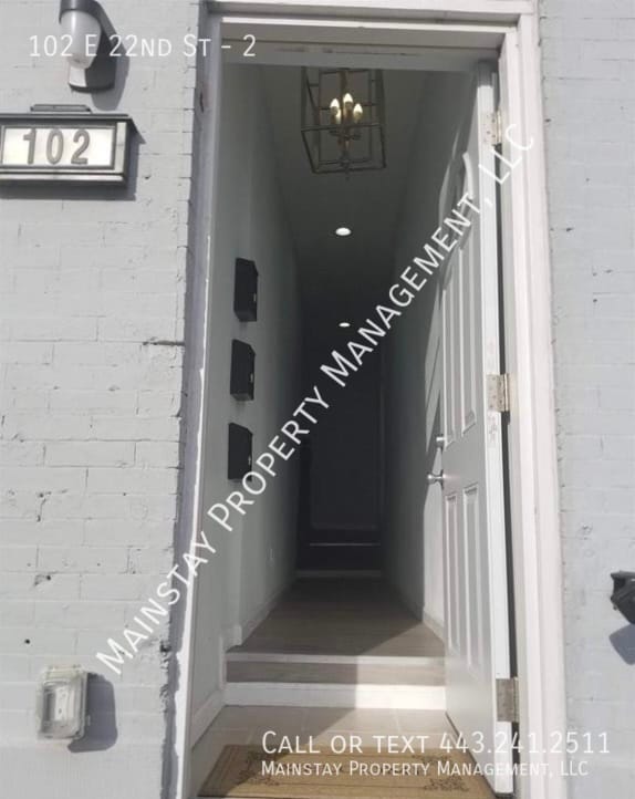 Building Photo - 102 E 22nd St